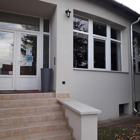 Tenisz Apartment Vecsés Exterior foto